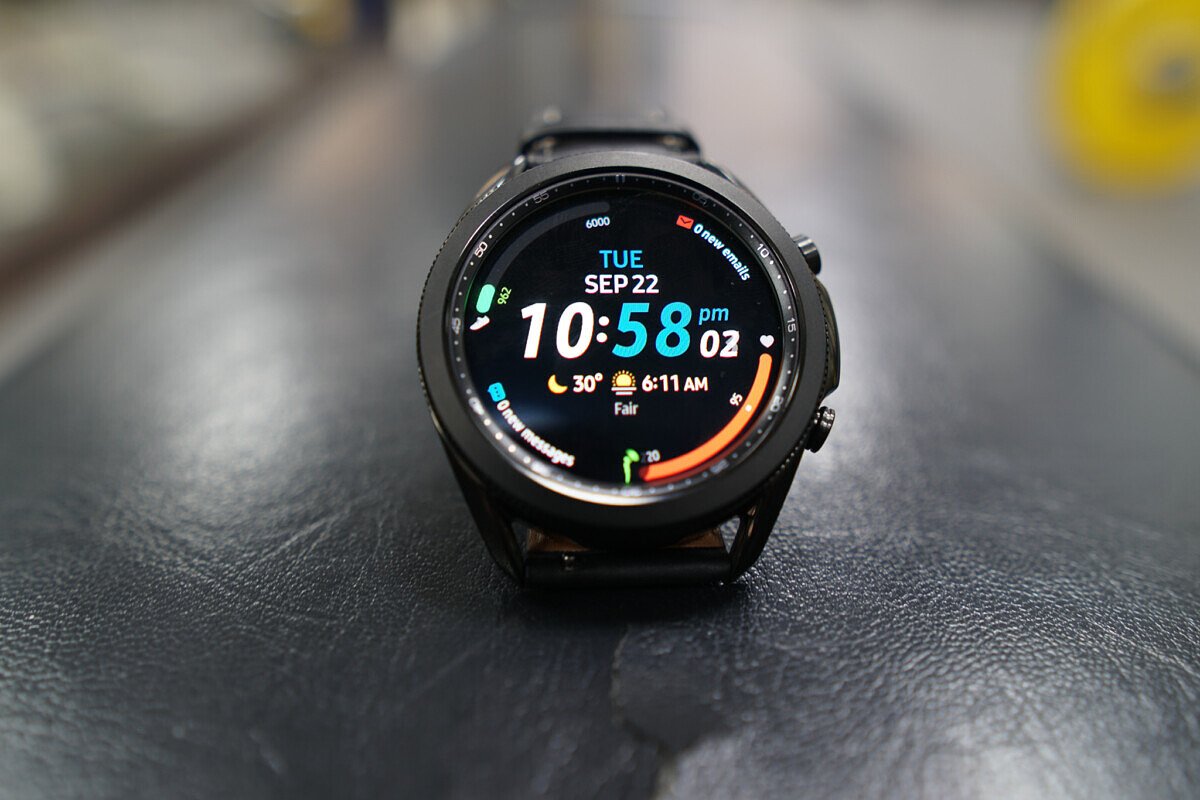 Galaxy Watch 3 Apple Watch 6XDA4 - Air Purifier Critic